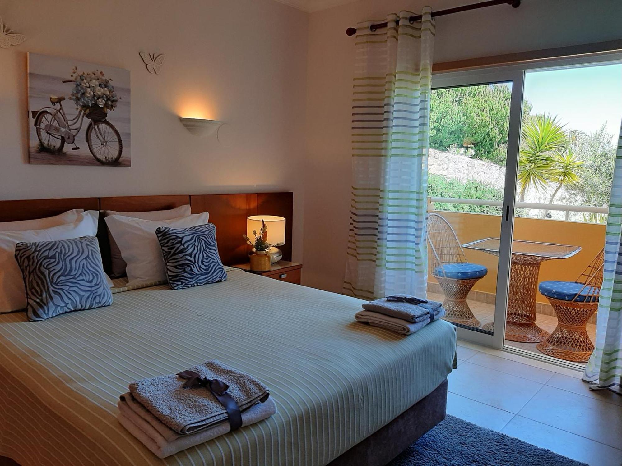 Lucie Lime Guesthouse Luz Exterior foto