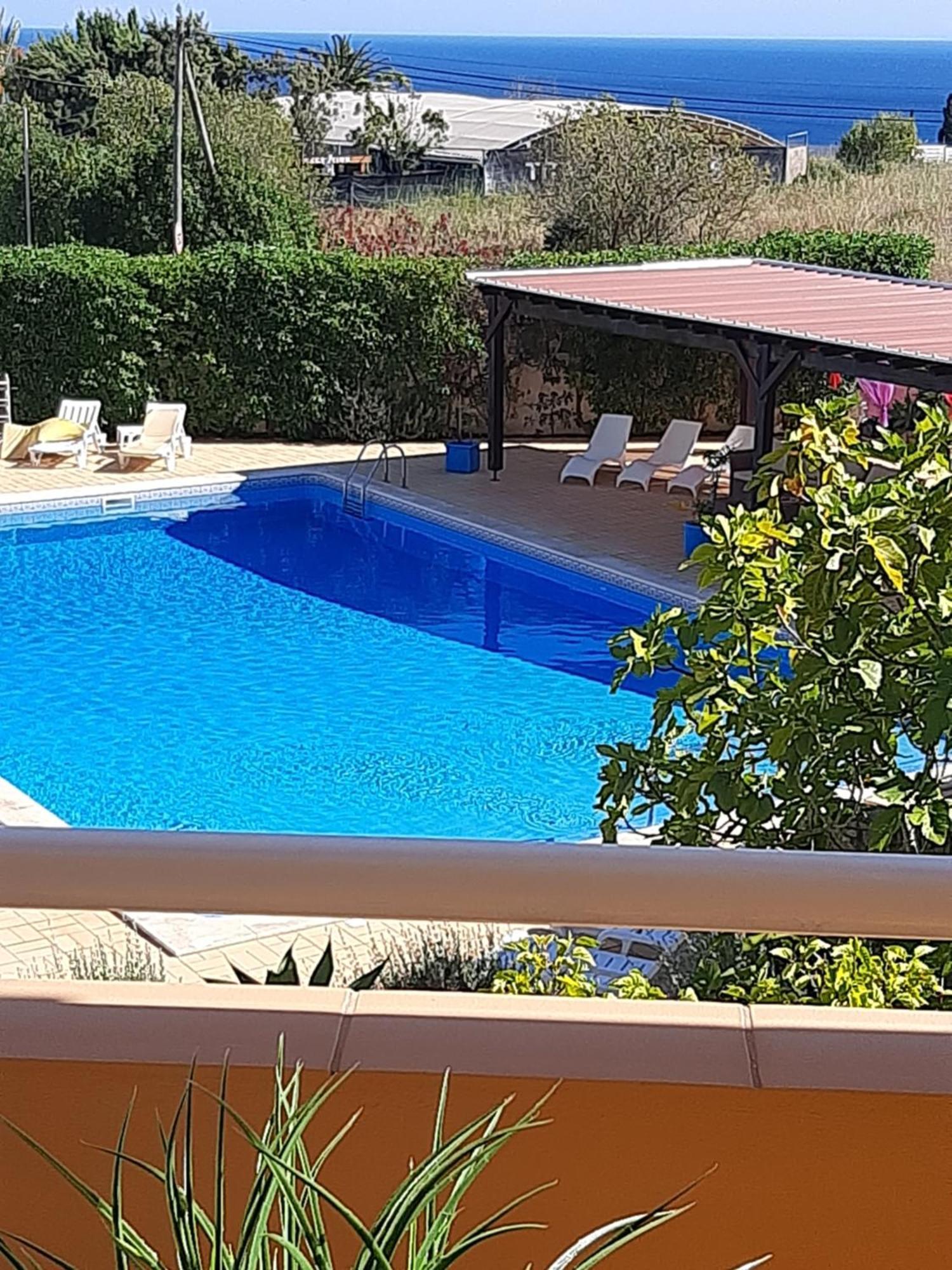 Lucie Lime Guesthouse Luz Exterior foto